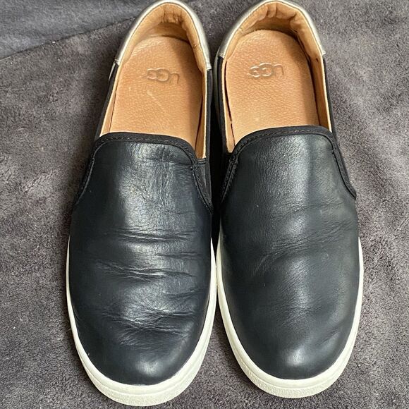 UGG Womens Cas 1019108 Black Leather Low Top Slip On Sneaker Shoes Size 11 - Picture 9 of 9